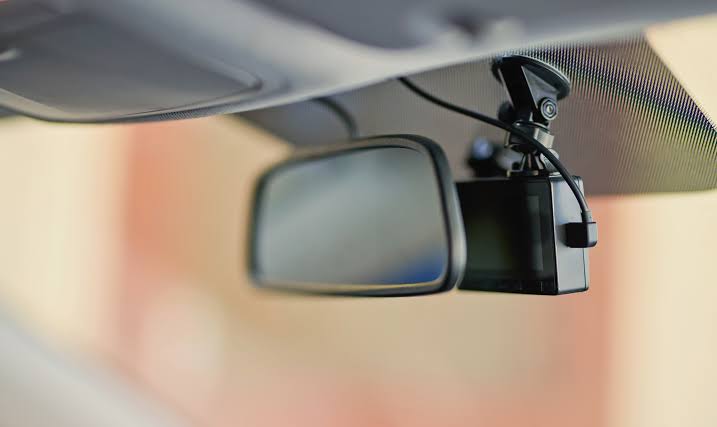 Dash camera 